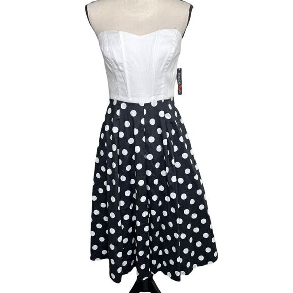TWEEZE ME Black And White Sweetheart Neckline Fit & Flare Dress. Size 7 / 8 NWT - Picture 1 of 6